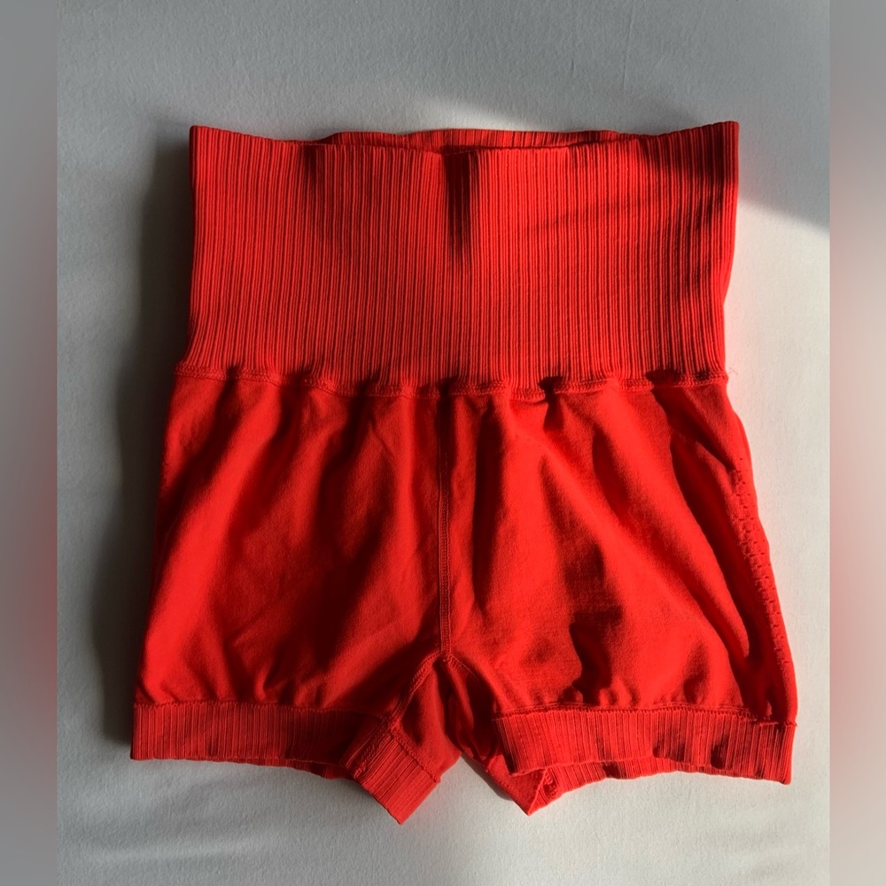 Free People Movement ~ Seamless Good Karma Running Shorts ~ Size XS ~ * NWT * - Picture 10 of 15